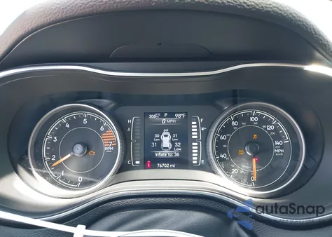 2019 Jeep Cherokee Latitude Plus Fwd из США, поврежденный, VIN 1C4PJLLB1KD278606